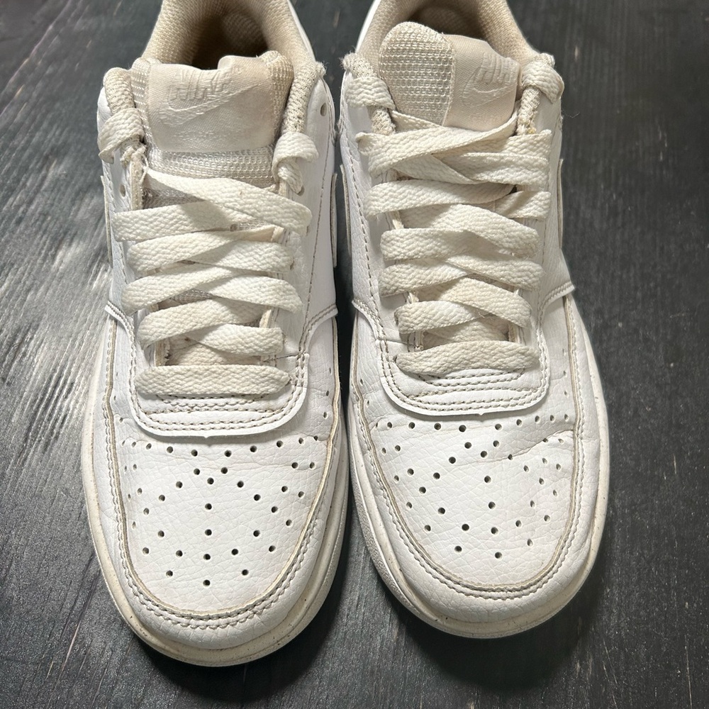 Nike White Youth Boy’s Sneakers